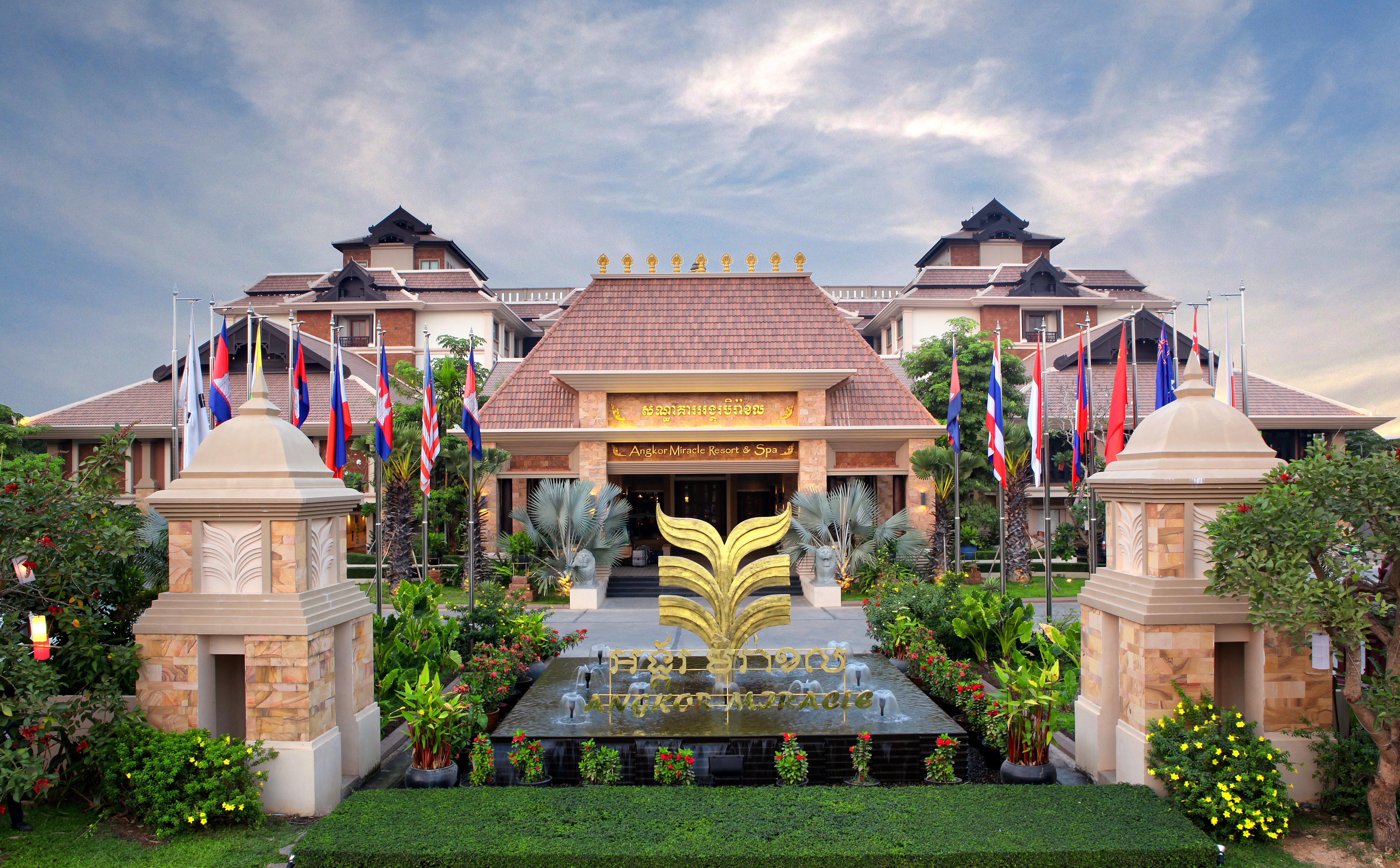 Angkor Miracle Resort & Spa Siem Reap Exterior photo
